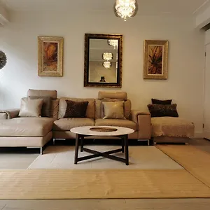 Stratford Apartment