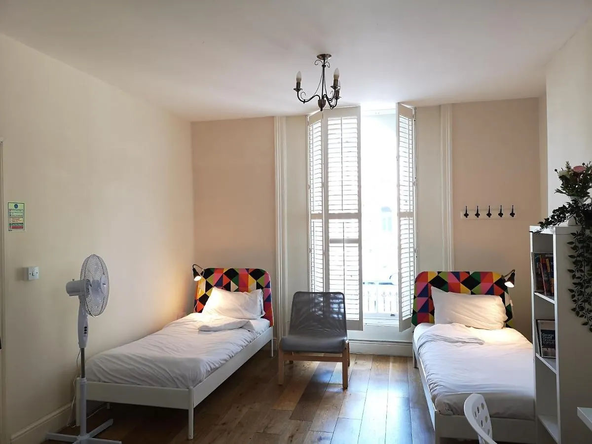 Park Villa Boutique Hostel Londra 0*,